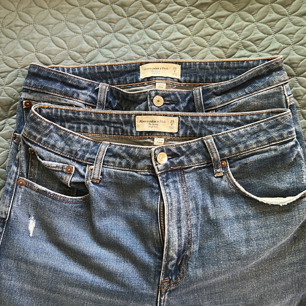 Abercrombie & Fitch The Skinny Curve Love Jeans